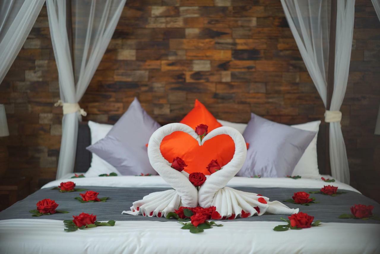 Sunny V Hotel Чиангмай Экстерьер фото