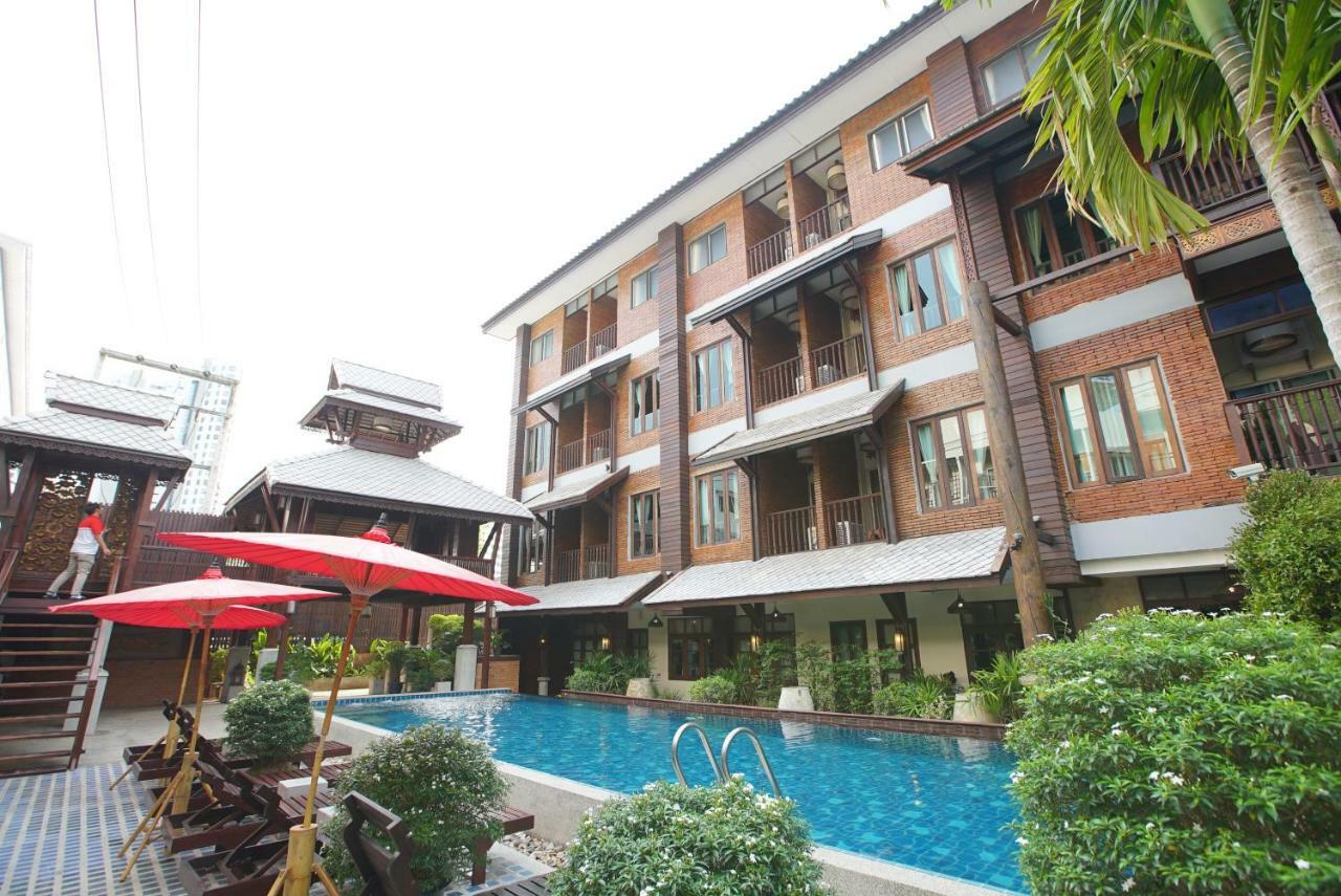 Sunny V Hotel Чиангмай Экстерьер фото