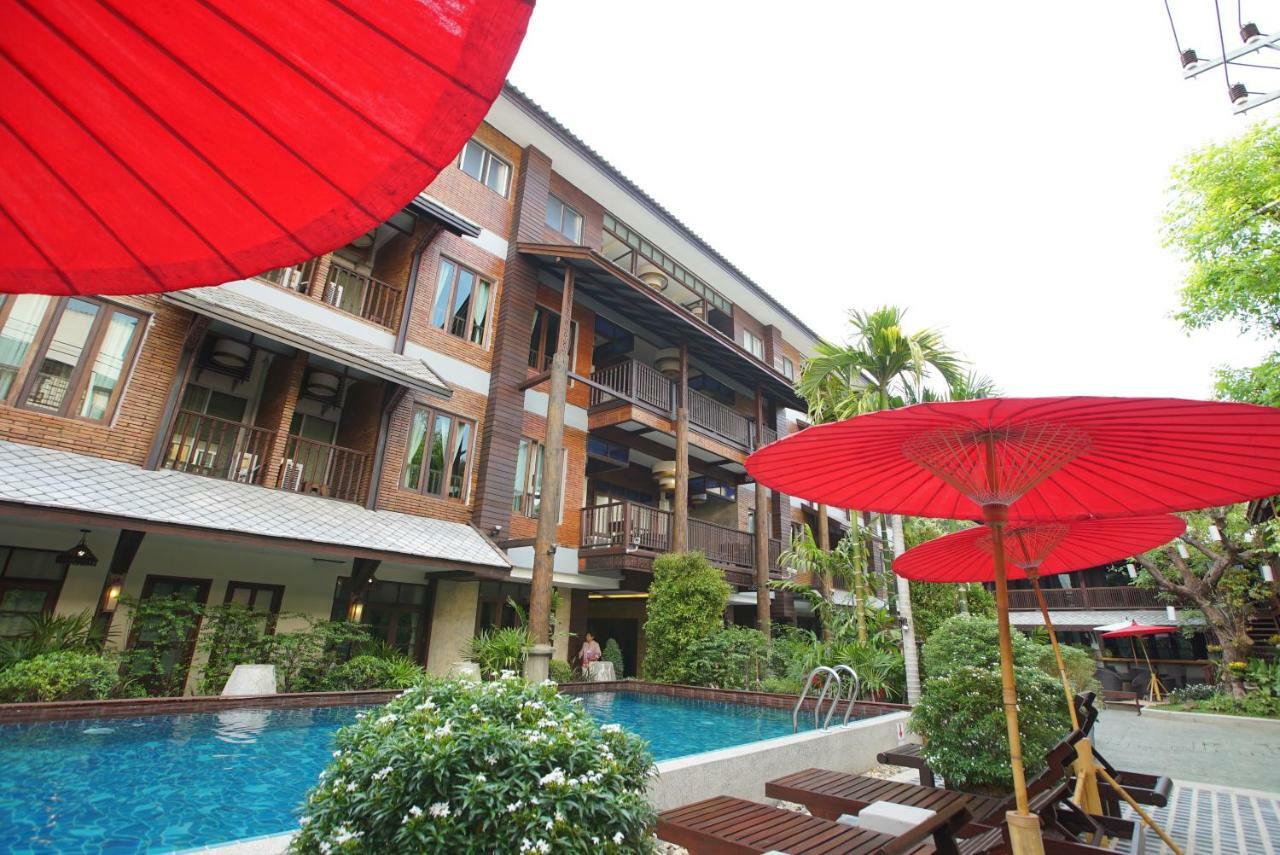 Sunny V Hotel Чиангмай Экстерьер фото