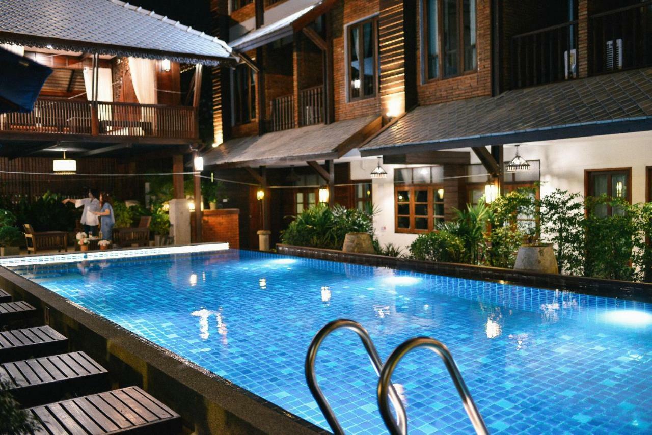 Sunny V Hotel Чиангмай Экстерьер фото